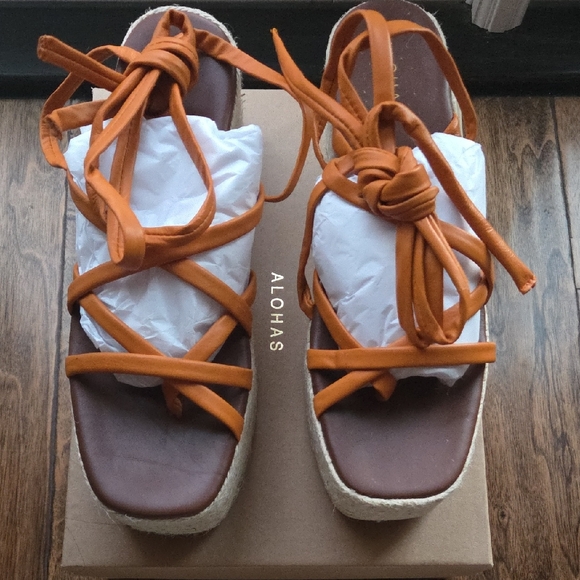 ALOHAS Shoes - ALOHAS Paw Paw Spritz Orange Espadrille Flatform Sandals. NWT. Size 41